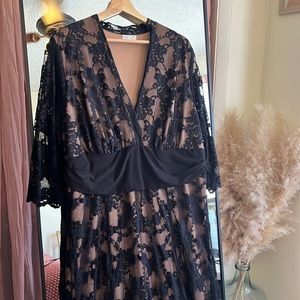 Kiyonna Black Lace Overlay Gown Size 3X